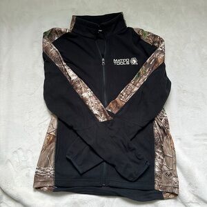 Matco tools zip up black and camo fleece. Size M